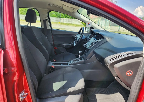 Ford Focus cena 36900 przebieg: 117900, rok produkcji 2016 z Piła małe 466
